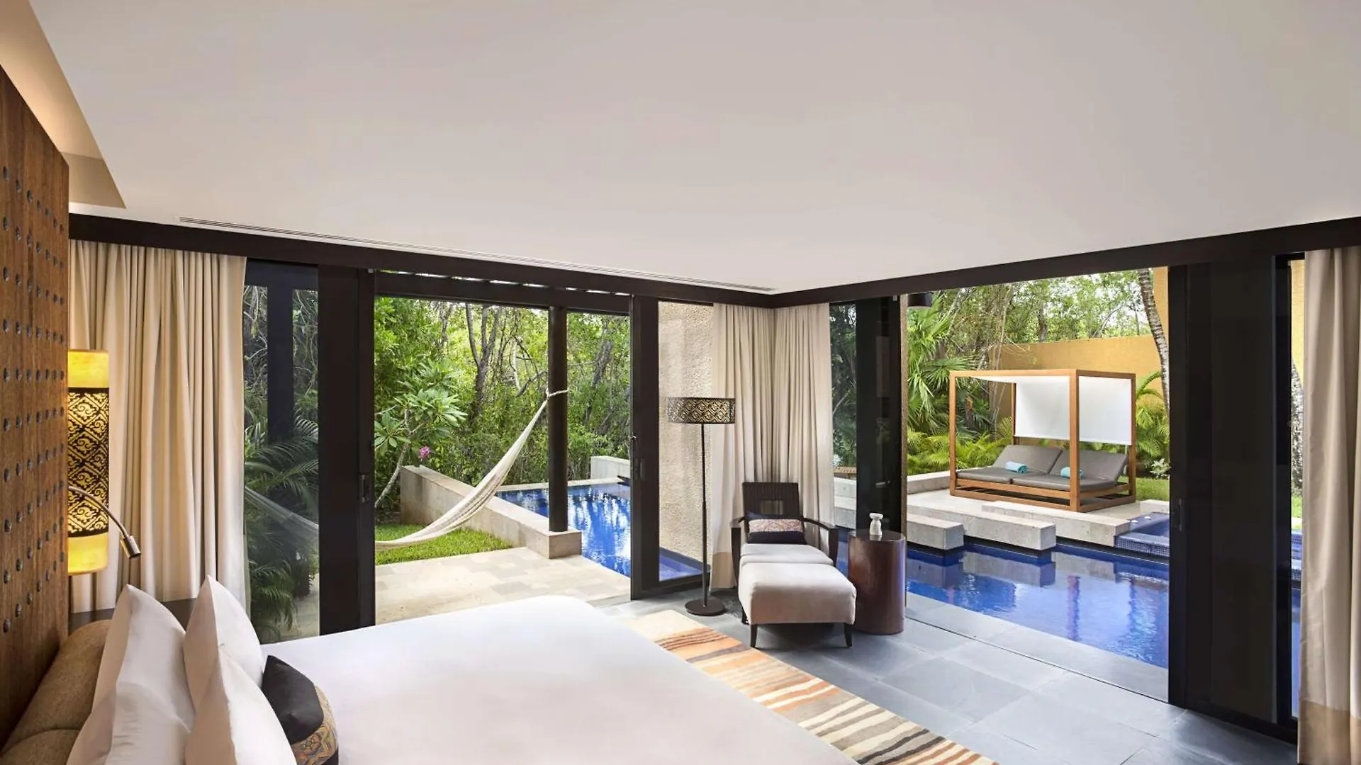 Banyan Tree Mayakoba Lafitte