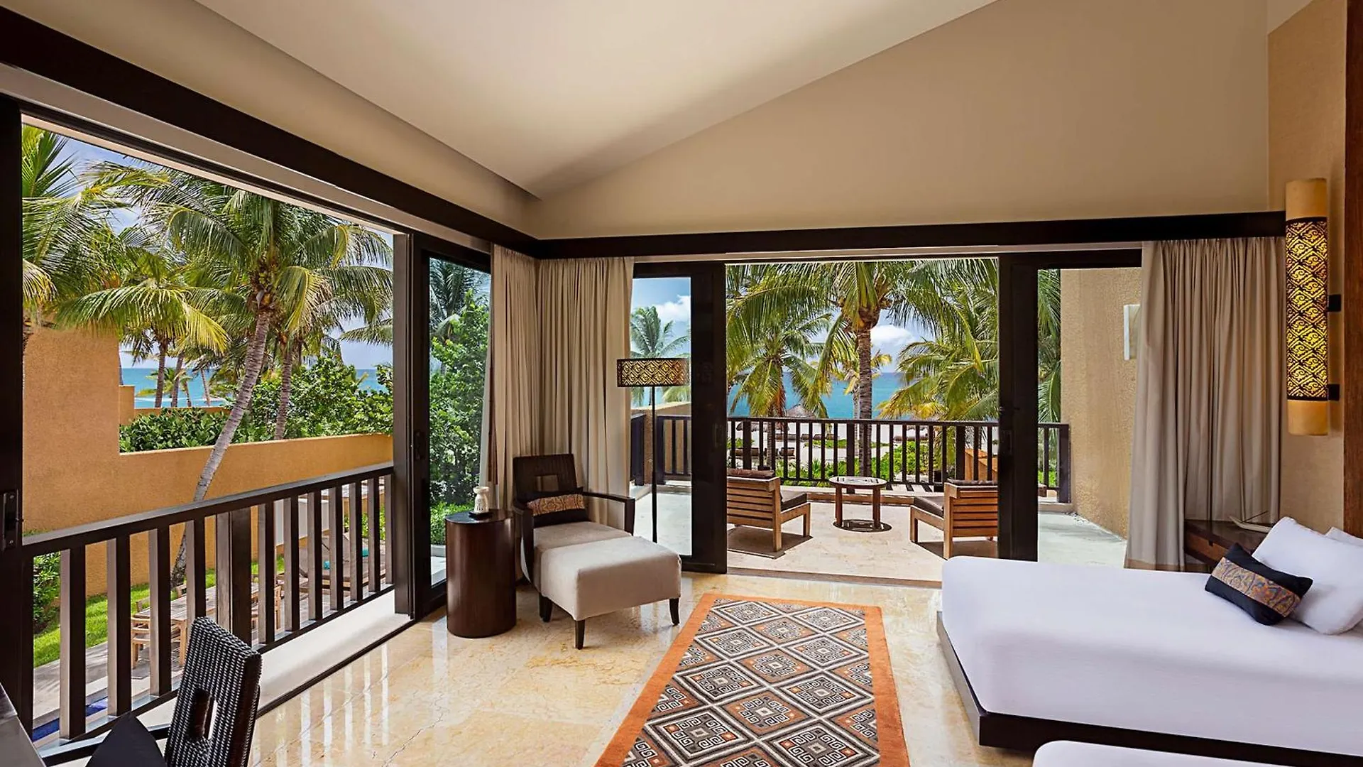 ***** Resort Banyan Tree Mayakoba Lafitte Messico